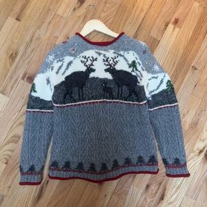 Vintage Jones New York Reindeer Pattern Sweater 95% wool